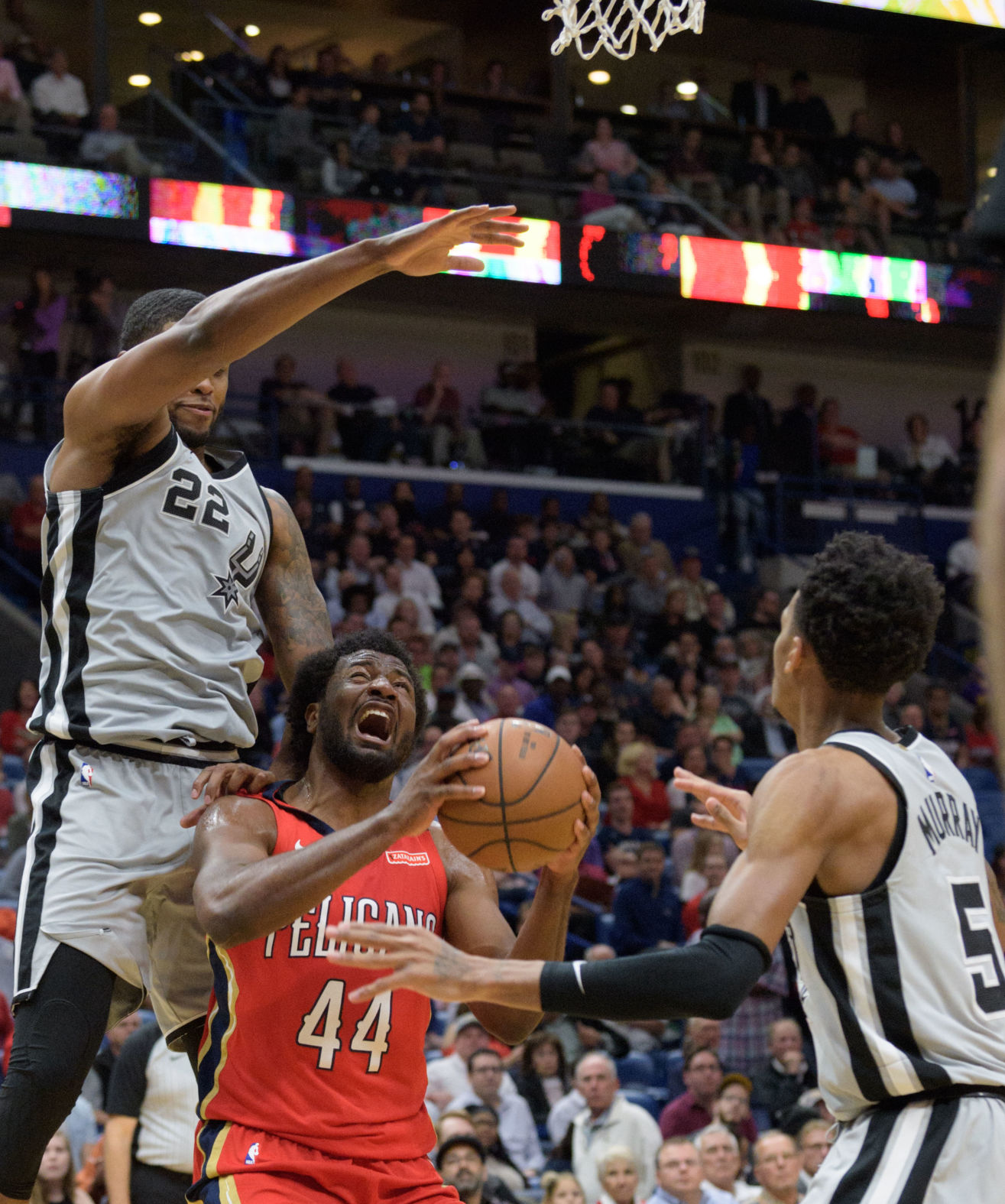 no.pelicansspurs.041218.013